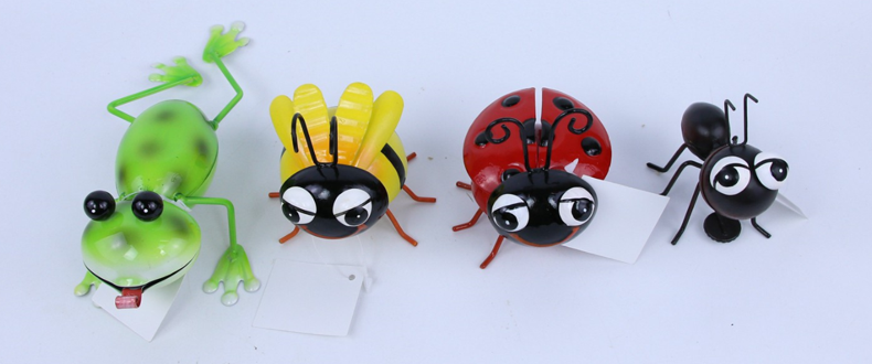 SET OF 4 MAGNETIC GARDEN FRIENDS