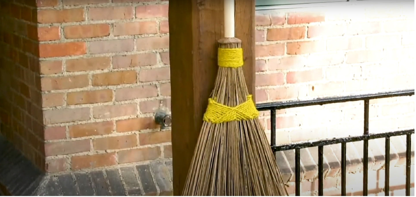 ULTIMATE COCONUT GARDEN BROOM