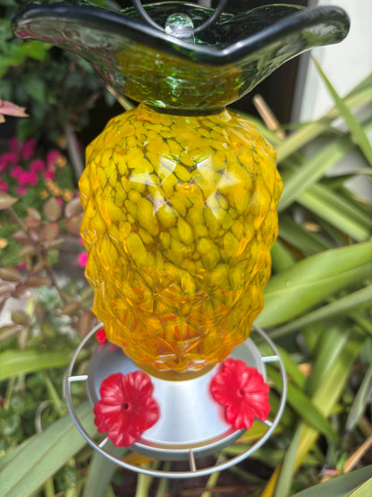 PINEAPPLE HUMMINGBIRD FEEDER WITH BUILT-IN ANT MOAT